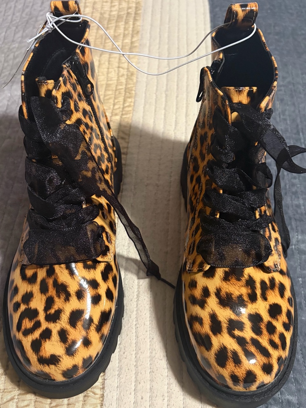 Source Unknown Kids Leopard-Print Lace-Up Boots in Black and Brown